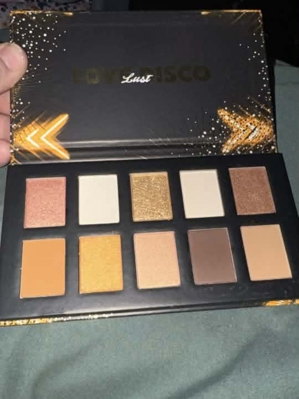 Lush Warm Neutral & Gold Eyeshadow Palette